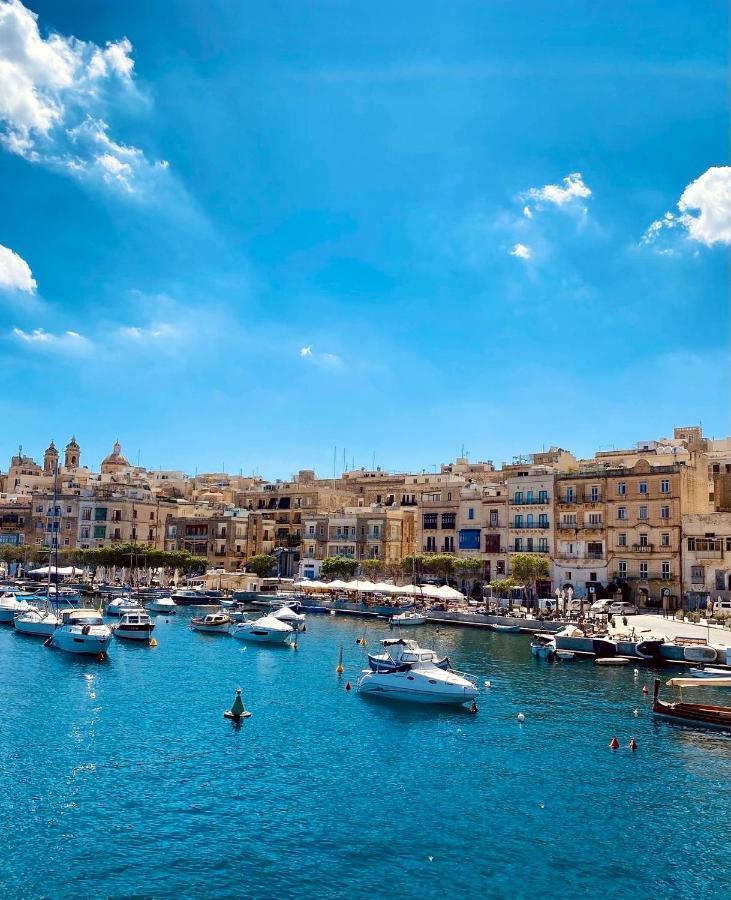 New & Unique Apartment - A 5 Minutes Ferry To Capital City Of Valletta Сенглі Екстер'єр фото
